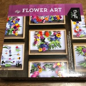 Flower Art Craft Kit NIB